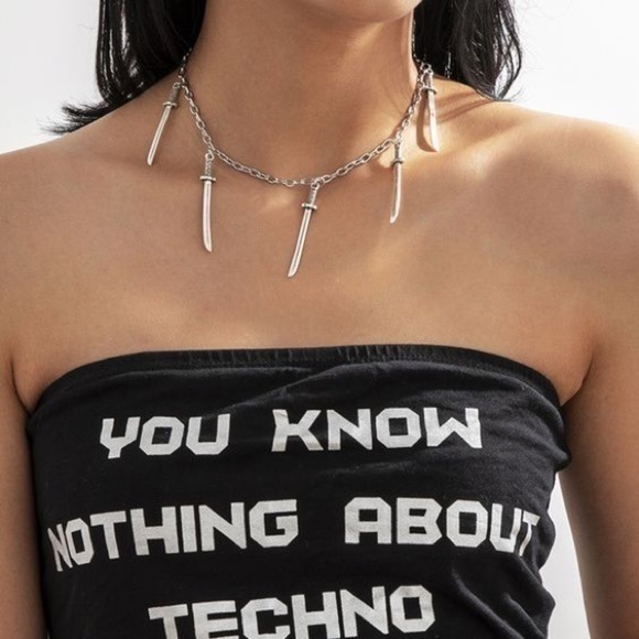 Jewelry - 3/$30 🤍 Sword Charm Choker